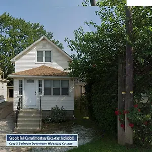 Cozy 3 Bedroom Downtown With Complimentary Breakfast Delivered Daily To The Niagara Falls