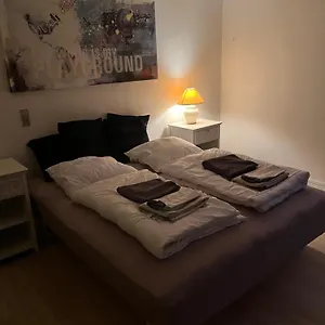 https://casa-home-of-bricks-downtown-holidays.aarhushotels.net