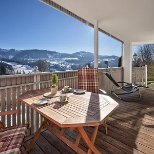 Haus Bergblick Mit 1 Schlafzimmer Oberstaufen