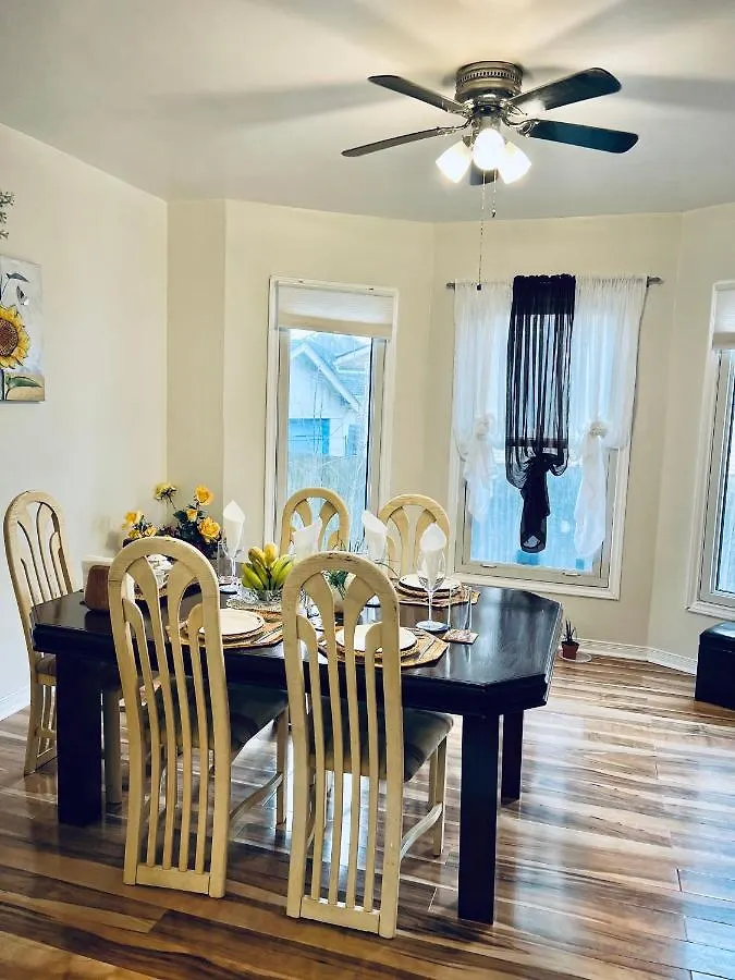 Accommodatie bij particulieren Cheerful residence Niagarawatervallen